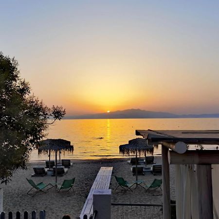 Byblos Mare-The Exclusive Beach Front Villa Скала Сотирос Екстериор снимка