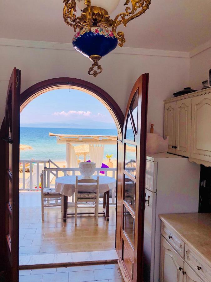 Byblos Mare-The Exclusive Beach Front Villa Скала Сотирос Екстериор снимка